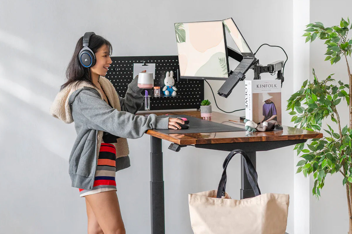 5 Health Benefits of a Height-Adjustable Desk