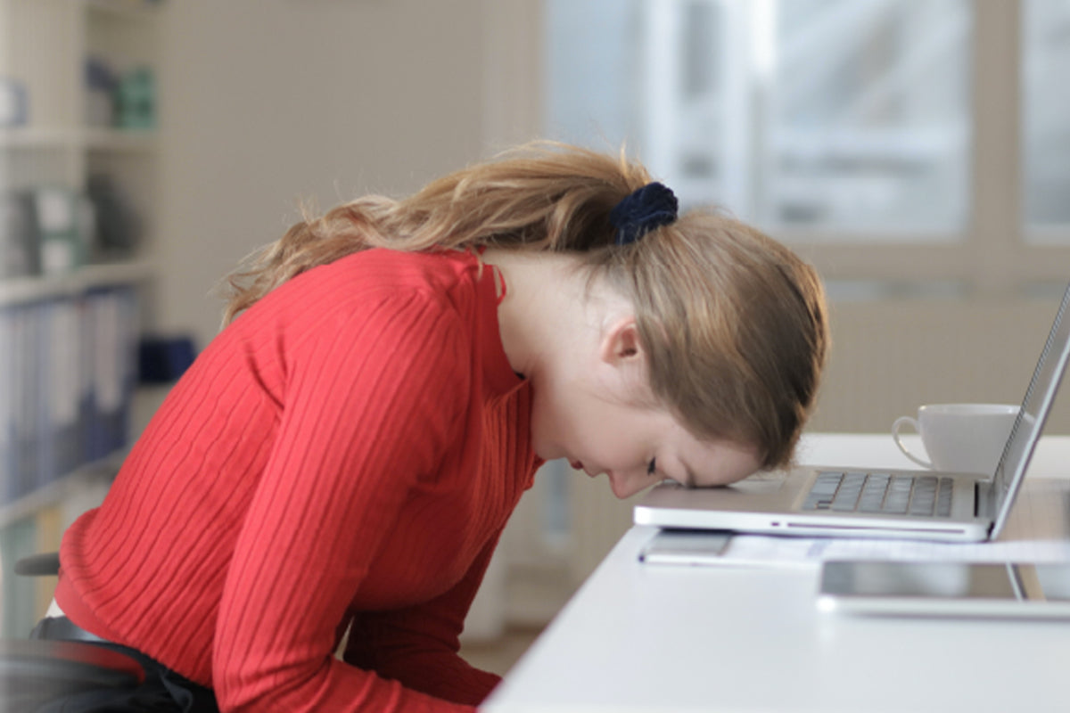 5 Reasons Your Desk Is Making You Unproductive