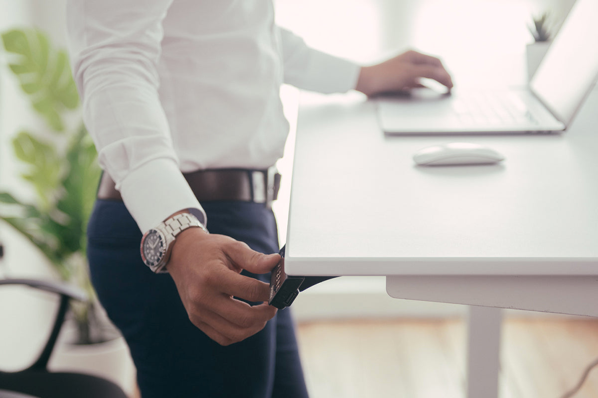 6 Benefits of Standing Desk: Why You Should Get One